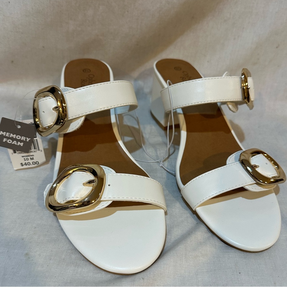 Woman’s White Sandals